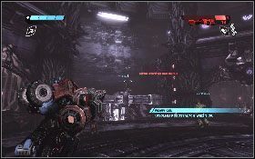 Po wejściu na górę przejdź przez drzwi [1] i rozpraw się z dużą grupą Deceptikonów [2], czekających na ciebie w kolejnej lokacji - - Część 7 - Ucieczka z więzienia Kaon (2) - Opis przejścia - Transformers: Wojna o Cybertron - poradnik do gry