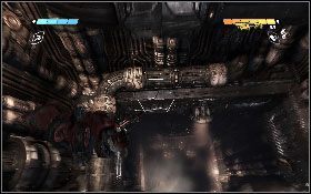 Przeskocz po nim na drugą stronę i kontynuuj aż do kolejnej blokady [1], którą zniszcz przy pomocy energii - - Część 8 - Do rdzenia (2) - Opis przejścia - Transformers: Wojna o Cybertron - poradnik do gry