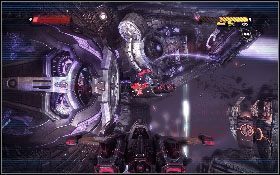 Kiedy zbliżysz się do stacji zostaniesz zaatakowany przez ogromnego robota obronnego - - Część 9 - Atak powietrzny (1) - Opis przejścia - Transformers: Wojna o Cybertron - poradnik do gry