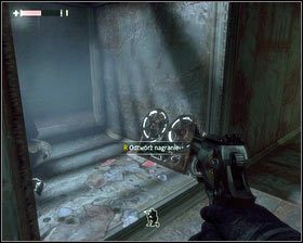 Po walce podchodzimy do ściany naprzeciwko stwora i pochylając się wchodzimy do wąskiego tunelu [1] - - Dzielnica Robotnicza (5) | Opis przejścia Singularity - Singularity - poradnik do gry