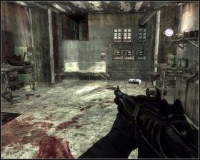 Jak tylko do niego dojdziemy, skręcamy ponownie w lewo i trzymamy się blisko krawędzi lokacji - - Dzielnica Robotnicza (6) | Opis przejścia Singularity - Singularity - poradnik do gry