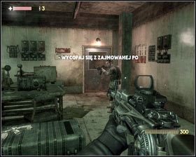 Gdy skończy się nam amunicja, możemy ją zawsze uzupełnić porozrzucanymi w okolicy magazynkami [1] - - Dzielnica Robotnicza (7) | Opis przejścia Singularity - Singularity - poradnik do gry