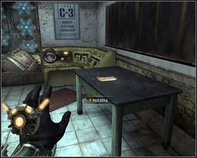 Gdy skończymy idziemy dalej schodami w dół, używając po drodze UMC na wiszącej tablicy oraz zniszczonej skrzyni - - Ośrodek badawczy 2010 (1) | Opis przejścia Singularity - Singularity - poradnik do gry