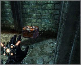 Gdy skończymy przeszukiwania, opuszczamy budynek przez dziurę w ścianie (zrobioną przez mutanta z naroślami) [1] - - Ośrodek badawczy 2010 (4) | Opis przejścia Singularity - Singularity - poradnik do gry