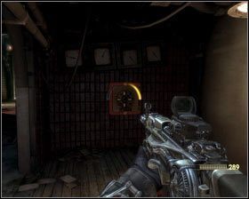 Po zebraniu wszystkiego schodzimy z powrotem na dół i idziemy do małego pomieszczenia na zapleczu - - Ośrodek badawczy 2010 (5) | Opis przejścia Singularity - Singularity - poradnik do gry