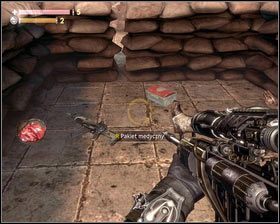 Gdy wszyscy zginą, dokładnie sprawdzamy miejsca, za którymi chowali się żołnierzy - - Magazyny (1) | Opis przejścia Singularity - Singularity - poradnik do gry