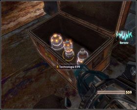 Podnosimy wszystko i ruszamy dalej korytarzem, zbierając po drodze dwie baterie z E99 [1] - - Perła (2) | Opis przejścia Singularity - Singularity - poradnik do gry