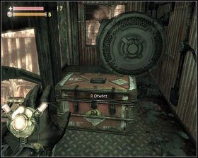 Możemy również wejść do góry po drabinie [1], gdzie znajdziemy kolejną skrzynię z przedmiotami [2] - - Strażnica (2) | Opis przejścia Singularity - Singularity - poradnik do gry