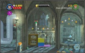 Przełącz się na Rona i użyj Parszywka aby odciąć dopływ trującego gazu #1 - Wyjście z lochu | Opis przejścia - Rok 1 | LEGO Harry Potter Lata 1-4 - LEGO Harry Potter Lata 1-4 - poradnik do gry