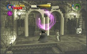 Umieść klocki na ścianie używając (WL ) tworząc dwie platformy #1 , po których możesz wskoczyć na górę - Dziennik Toma Riddlea | Opis przejścia - Rok 2 | LEGO Harry Potter Lata 1-4 - LEGO Harry Potter Lata 1-4 - poradnik do gry