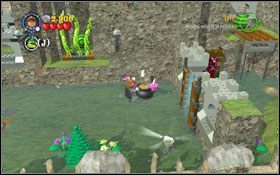 Użyj Parszywka by wejść do tunelu, na końcu którego znajduje się przycisk #1 obniżający platformę - Poziom dodatkowy 4 | Skrytka Gringotta | LEGO Harry Potter Lata 1-4 - LEGO Harry Potter Lata 1-4 - poradnik do gry