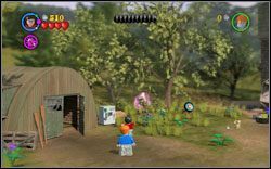 Gryffindor (czerwony): Na podwórku znajdziesz sześć gnomów, unieś je przy pomocy zaklęcia (WL ), cały czas trzymając je w powietrzu puść i ponownie wciśnij i przytrzymaj zaklęcie (WL ), gdy gnom się rozkręci, zwolnij klawisz - Proszek Fiuu | Bonusy - Rok 2 | LEGO Harry Potter Lata 1-4 - LEGO Harry Potter Lata 1-4 - poradnik do gry