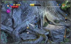 Ron (sweter): Kiedy chochliki zniszczą most i zostanie utworzona drabina, wespnij się po niej i skręć w lewo - Śladem pająków | Bonusy - Rok 2 | LEGO Harry Potter Lata 1-4 - LEGO Harry Potter Lata 1-4 - poradnik do gry