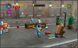 Hufflepuff (żółty): Będąc na stacji zniszcz pięć czerwonych pudełek - Wieści z Azkabanu | Bonusy - Rok 3 | LEGO Harry Potter Lata 1-4 - LEGO Harry Potter Lata 1-4 - poradnik do gry