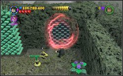 Gryffindor (czerwony): Tuż obok miejsca, gdzie umieścisz strzałkę, znajdziesz ścianę - zniszcz ją zaklęciem (DM ) - Powrót Czarnego Pana | Bonusy - Rok 4 | LEGO Harry Potter Lata 1-4 - LEGO Harry Potter Lata 1-4 - poradnik do gry