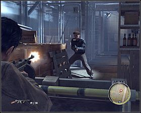 Po zbadaniu okolicy skieruj się do przejścia, przy którym będą stali Twoi kompani - Rozdział 5 - Piła (2) | Opis przejścia Mafia II - Mafia II - poradnik do gry