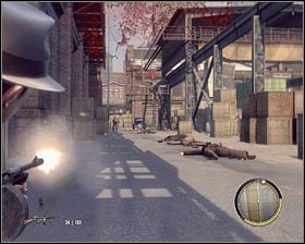 Po obejrzeniu cut-scenki z udziałem robotników zacznij od wybrania broni skutecznej na większym dystansie, bo otrzymana od Dereka strzelba niespecjalnie się tu przyda - [Fabuła] cz.5 | Osiągnięcia związane z fabułą w Mafia II - Mafia II - poradnik do gry