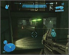 Będąc w jego wnętrzu, na piętrze, dojdzie do pierwszego ataku nieprzyjaciela - Etap II- Winter Contingency (1) | Opis przejścia Halo Reach - Halo: Reach - poradnik do gry