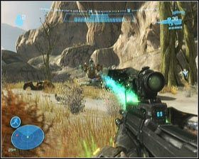 Etap rozpoczynamy koło wraku terenówki, który po kilku sekundach - w wyniku ostrzału nieprzyjaciela - eksploduje - Etap V- On the Tip of the Spear (1) | Opis przejścia Halo Reach - Halo: Reach - poradnik do gry