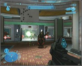 Znajdziesz tam również drzwi, które doprowadzą Cię do wnętrza budynku - Etap VII- Exodus (2) | Opis przejścia Halo Reach - Halo: Reach - poradnik do gry