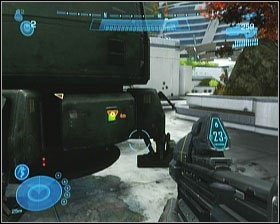 Mówiąc o wzlatywaniu, skieruj się do południowego przełącznika od strony pobliskiej wody - Etap VII- Exodus (3) | Opis przejścia Halo Reach - Halo: Reach - poradnik do gry