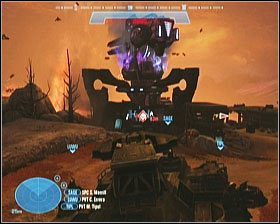 Jadąc dalej, w oddali dostrzeżesz znane Ci już wielkie działa oponentów - Etap IX- The Package (1) | Opis przejścia Halo Reach - Halo: Reach - poradnik do gry