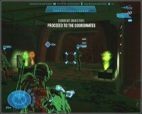 Ci pojawią się dopiero za moment, wcześniej przejdziesz przez mroczny, kompletnie zniszczony pokój - Etap IX- The Package (2) | Opis przejścia Halo Reach - Halo: Reach - poradnik do gry