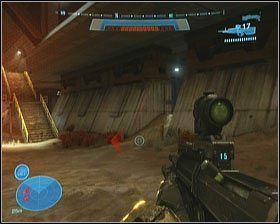 W tym celu przebiegamy szybko po prawej stronie wzdłuż ściany, aż docieramy do fabryki - Etap X- The Pillar of Autumn (2) | Opis przejścia Halo Reach - Halo: Reach - poradnik do gry
