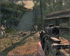 Podążaj śladami kolegów z drużyny, którzy wyruszą w stronę okolicznego wzgórza #1 - Operation 40 (1) | Opis przejścia gry | Call of Duty Black Ops - Call of Duty: Black Ops - poradnik do gry