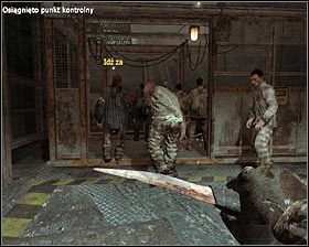 Nie musisz pomagać innym więźniom, choć jest to oczywiście możliwe - Workuta (1) | Opis przejścia gry | Call of Duty Black Ops - Call of Duty: Black Ops - poradnik do gry