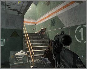 W okolicy jest jeszcze kilku innych wartowników #1 i od teraz musisz już używać karabinu - Dekret prezydenta (1) | Opis przejścia gry | Call of Duty Black Ops - Call of Duty: Black Ops - poradnik do gry