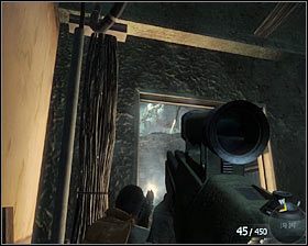 Ruszaj dalej, przechodząc przez wąski korytarz - Liczby (2) | Opis przejścia gry | Call of Duty Black Ops - Call of Duty: Black Ops - poradnik do gry