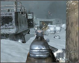 Pozostań w tym miejscu na kilka chwil, atakując okolicznych przeciwników #1 - Projekt Nova (1) | Opis przejścia gry | Call of Duty Black Ops - Call of Duty: Black Ops - poradnik do gry