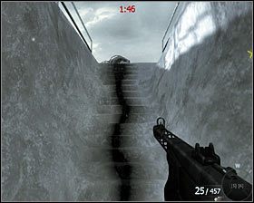 Po zlikwidowaniu przeciwników rozejrzyj się po tej okolicy, a na ziemi odnajdziesz dane wywiadu #1 - Projekt Nova (3) | Opis przejścia gry | Call of Duty Black Ops - Call of Duty: Black Ops - poradnik do gry