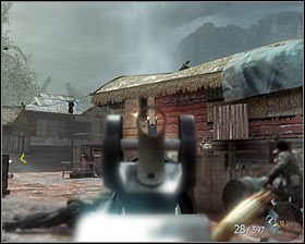 Uważaj na stanowisko maszynowe, które jest rozstawione w tej okolicy #1 - Victor Charlie (2) | Opis przejścia gry | Call of Duty Black Ops - Call of Duty: Black Ops - poradnik do gry