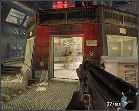 Ustaw się przy wejściu do laboratorium i przystąp do ostrzeliwania obecnych w sąsiednim pomieszczeniu wrogów - Odrodzenie (1) | Opis przejścia gry | Call of Duty Black Ops - Call of Duty: Black Ops - poradnik do gry