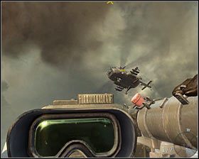 Szybko udaj się w oznaczone przez grę miejsce i podnieś z ziemi rakiety Walkiria #1 - Odkupienie (1) | Opis przejścia gry | Call of Duty Black Ops - Call of Duty: Black Ops - poradnik do gry