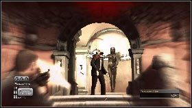 Kiedy będziesz zbliżał się do schodów zza murka zaatakuje cię przeciwnik [1] - Prologue - Changes of Planes (2) | Opis przejścia gry 007 Blood Stone - 007: Blood Stone - poradnik do gry