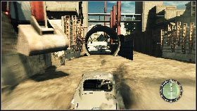 Po chwili czeka cię drugie skrzyżowanie [1] i tym razem wstrzel się w lukę nieco na lewo od środka - Istanbul - Stay with him | Opis przejścia gry 007 Blood Stone - 007: Blood Stone - poradnik do gry