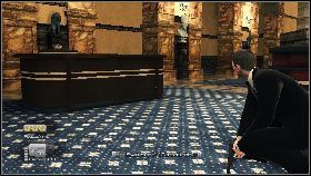 Kiedy wartownicy z lewej i prawej nie będą patrzeć podbiegnij i ukryj się za stołem [1] na środku sali - Monaco - Your basic Russian Oligarch... (2) | Opis przejścia gry 007 Blood Stone - 007: Blood Stone - poradnik do gry