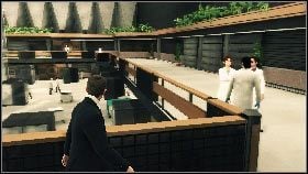 Kiedy teren będzie czysty wejdź po schodach do budynku [1] - Siberia - Not all fun and games (2) | Opis przejścia gry 007 Blood Stone - 007: Blood Stone - poradnik do gry