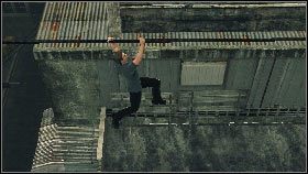 Podejdź do liny z prawej [1] , złap się jej i przejdź na budynek po drugiej stronie ulicy [2] - Bangkok - Old friends, new enemies (1) | Opis przejścia gry 007 Blood Stone - 007: Blood Stone - poradnik do gry