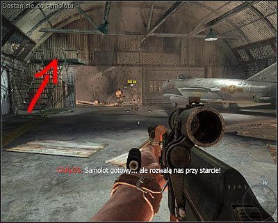 Już po dotarciu do lotniska (końcowa część misji) wejdź do najbliższego hangaru - Dane wywiadu - Operation 40 ation 40 | Dane wywiadu | Call of Duty Black Ops - Call of Duty: Black Ops - poradnik do gry