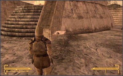 Jeżeli posiadasz C4 oraz detonator możesz zabić Kimballa podczas jego przemówienia, wykorzystując do tego szeregowego Jeremiego Watsona - Kiler z Arizony | Prezydent Kimball | Solucja Fallout New Vegas - Fallout: New Vegas - poradnik do gry