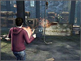 Tam, na parterze, czekać będą kolejni wrogowie - Misja 9- Zemsta goblina (1) | Opis przejścia Harry Potter i Insygnia Śmierci - Harry Potter i Insygnia Śmierci - część 1 - poradnik do gry