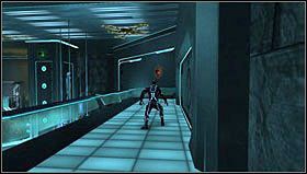 Trzeci przełącznik znajdziemy na środku planszy, na najwyższym punkcie lewej kolumny - Rozdział 2 - Odłączenie | Opis przejścia Tron Evolution - Tron Evolution - poradnik do gry