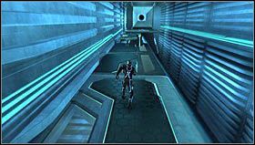 Poruszamy się w kierunku źródła niebieskich laserów - Rozdział 2 - Odłączenie | Opis przejścia Tron Evolution - Tron Evolution - poradnik do gry