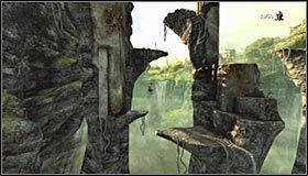 Zacznij się powoli opuszczać na dół #1, tak by docelowo wylądować na kolejnej niewielkiej półce - Etap 3 - The Dead Bog (3) | Rozdział 1 | Solucja Castlevania Lords of Shadow - Castlevania: Lords of Shadow - poradnik do gry