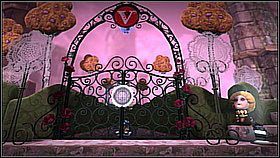 Na początku poziomu udajemy się w lewo - w zniszczonej lokomotywie są dwa przedmioty - Sprytne ciastka | Laboratorium Wiktorii | LittleBigPlanet 2 - LittleBigPlanet 2 - poradnik do gry