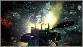 Na końcu sieci tuneli zobaczysz zbocze ze skał - zejdzie po nim dwójka Helghastów - Pół roku później (2) | Opis przejścia Killzone 3 - Killzone 3 - poradnik do gry